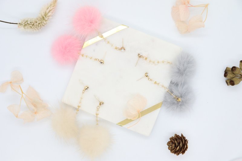 Mochi-Pom Pom Long Crystals Drop 925 Silver Post Earrings - 耳環/耳夾/耳骨夾 - 水晶 