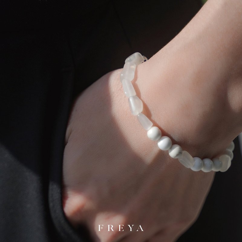FREYA 白松石手鍊-月光石 能量水晶寶石 平靜情緒 正能量心靈平衡 - 手鍊/手環 - 水晶 