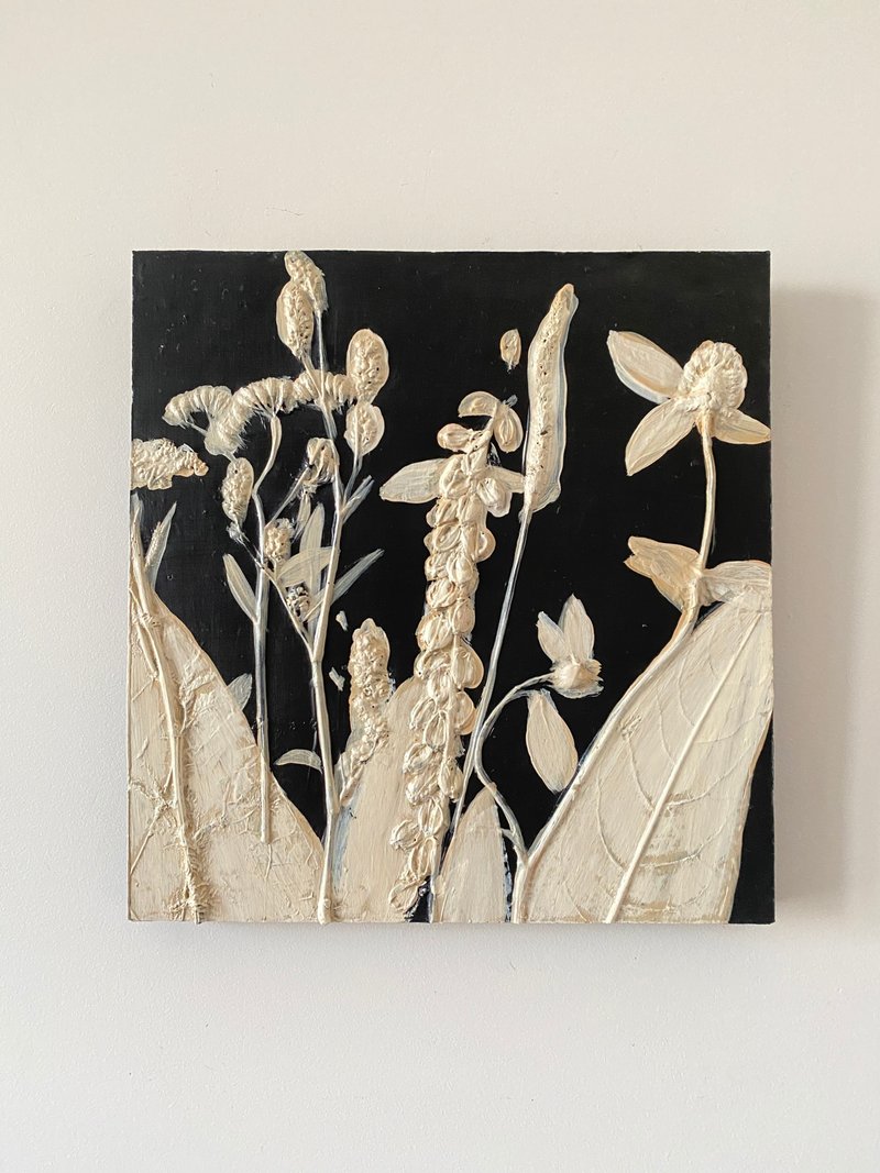 Bas-relief Wild flowers painting Original gypsum wall panel Wall decor Floral - Wall Décor - Other Materials Black