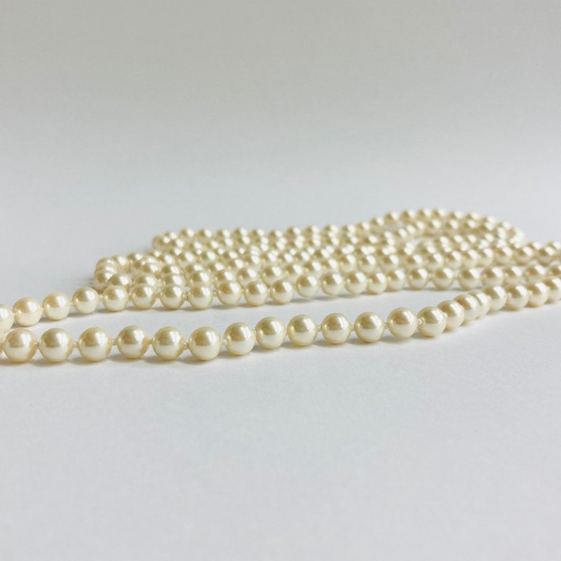 Shell pearl all knot rope necklace L/endless/6.5mm approx. 150cm/cream - Necklaces - Shell White