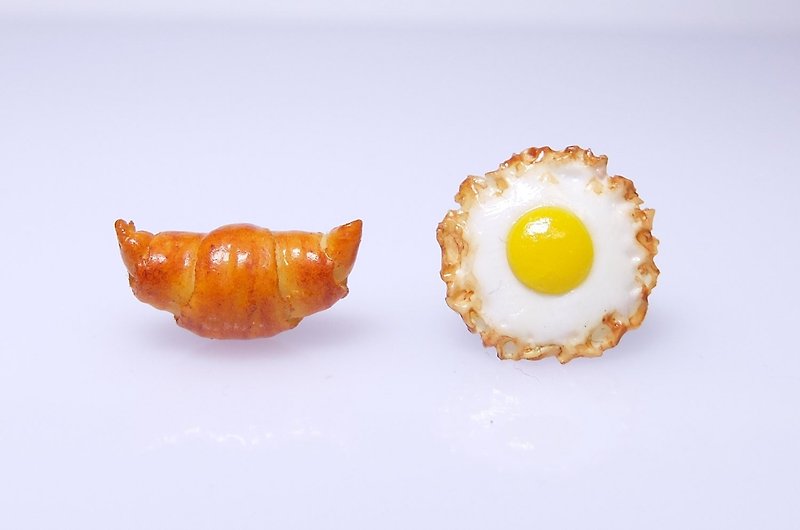 Miniature Food Earrings - Bread Earrings - Egg Earrings - ต่างหู - ดินเหนียว หลากหลายสี