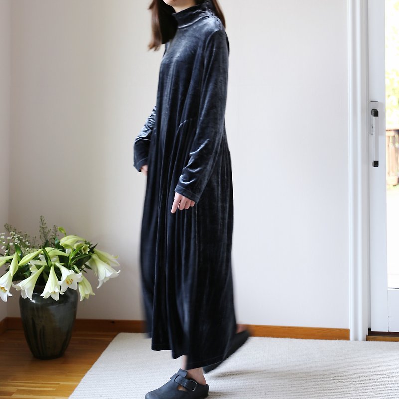Seagull blue Korean imported velvet autumn and winter ladies long-sleeved elegant high-waisted dress - One Piece Dresses - Polyester 