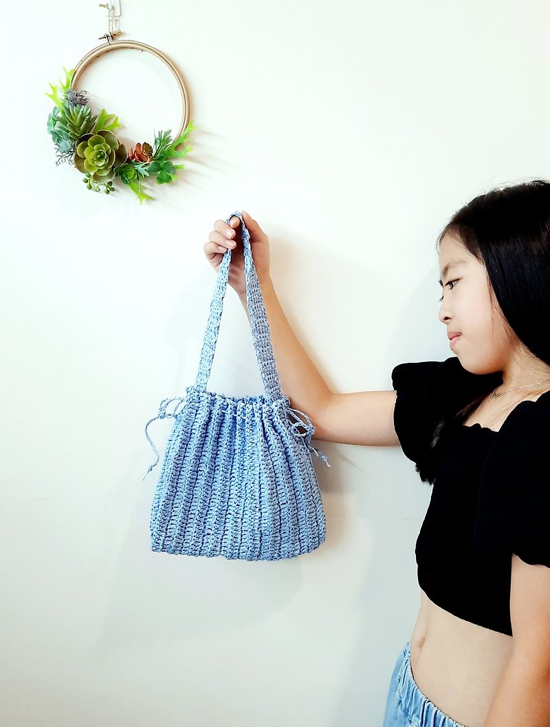 Handmade straw woven shoulder pleated bag (accordion bag/shoulder bag/Pleated bag/pleated bag) - Handbags & Totes - Cotton & Hemp Multicolor