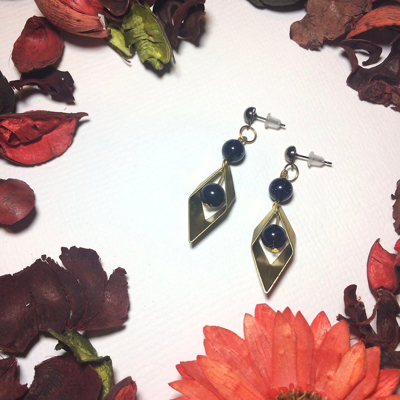 Solid brass blue sand crystal earrings - ต่างหู - โลหะ สีทอง