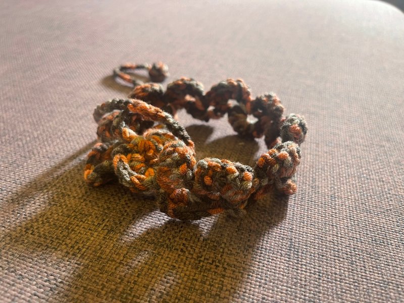 手工編織 復古風貝殼花頭帶髮飾 復古紫紅 長度可訂造 - 髮夾/髮圈 - 羊毛 多色