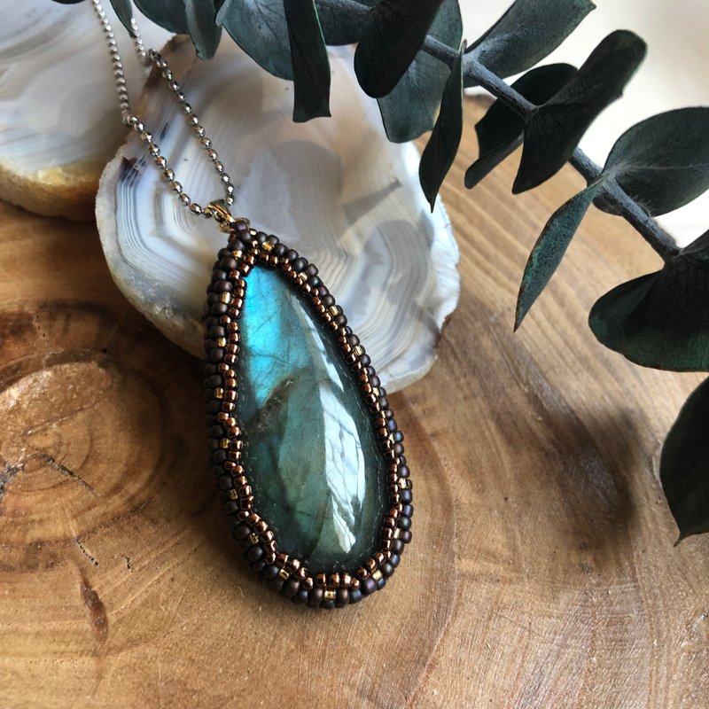 拉長石 簡單日常穿搭 串珠吊墜 - 項鍊 - 水晶 藍色