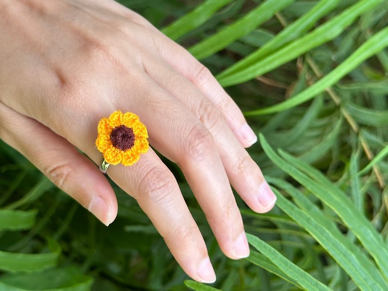 SUNFLOWER crochet flower ring minimalist with a single or Triplet & Double Ring - General Rings - Precious Metals Yellow