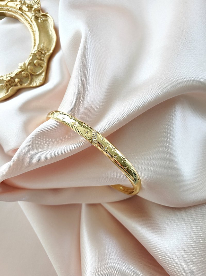 Pave Star Cuff Bracelet - Starburst Dome Bracelet - Gold Bangle