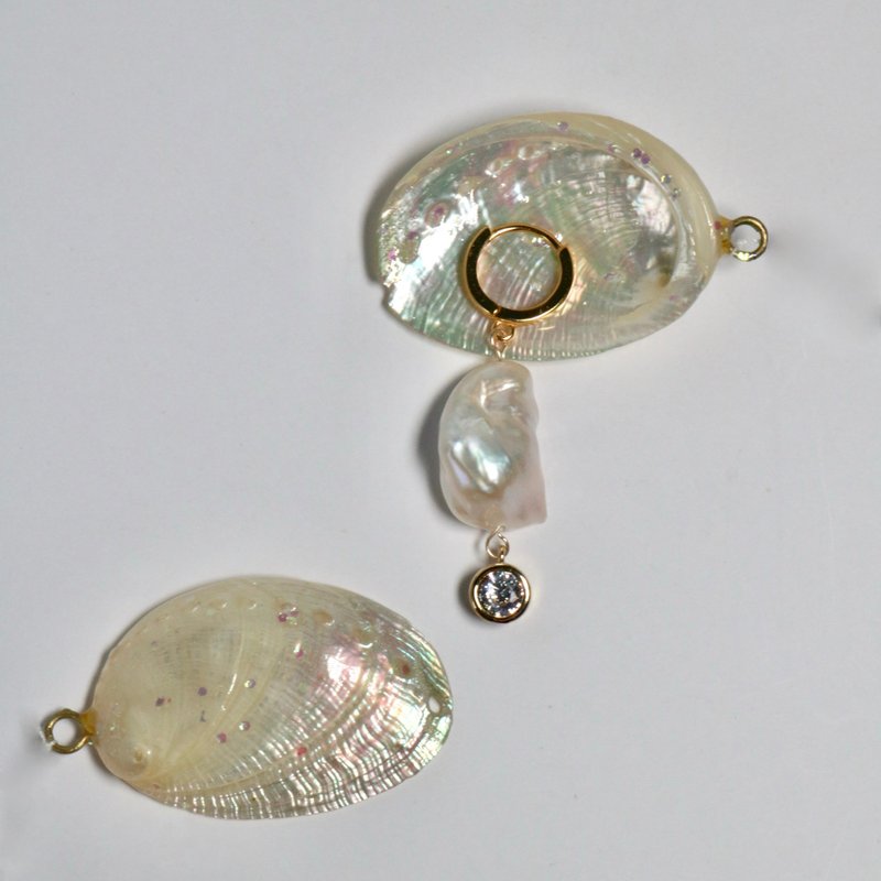 【Handcrafted Design】Alyssa_Sterling Silver Baroque Freshwater Pearl Earrings - ต่างหู - ไข่มุก สีทอง