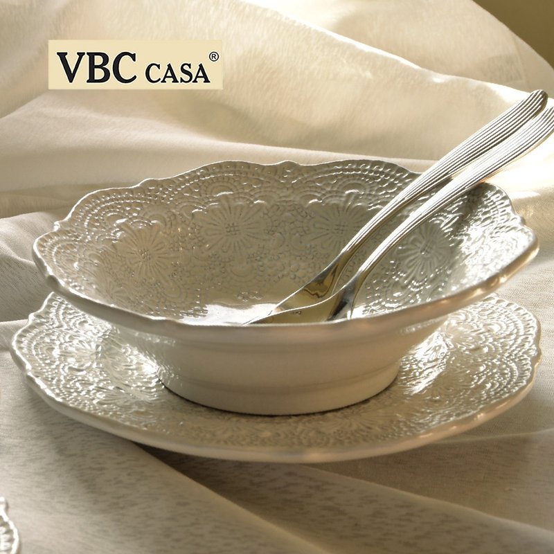 【超值優惠】義大利VBC casa-手工浮雕蕾絲系列碗盤餐具4件組 - 盤子/餐盤/盤架 - 陶 多色
