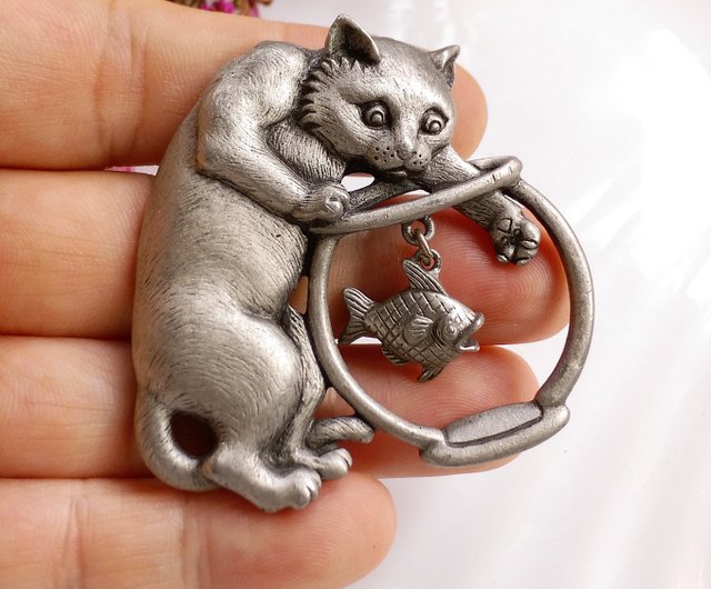 アンティークシルバー 猫イギリス 英国ヴィンテージ 1950年頃 スターリングシルバー 猫のチャーム