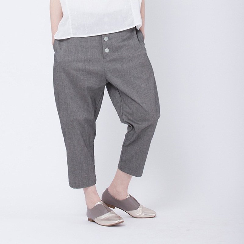 Nelson extended tab with button pants - パンツ レディース - コットン・麻 ブラック