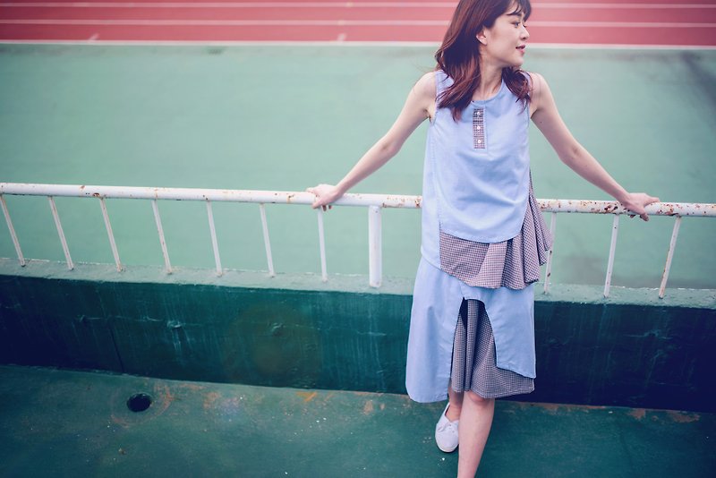 Inessa Swing Polo Shirt - เสื้อผู้หญิง - ผ้าฝ้าย/ผ้าลินิน สีน้ำเงิน