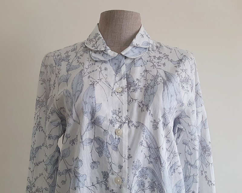 Vintage Gray White Floral Print Blouse - Women's Tops - Cotton & Hemp White