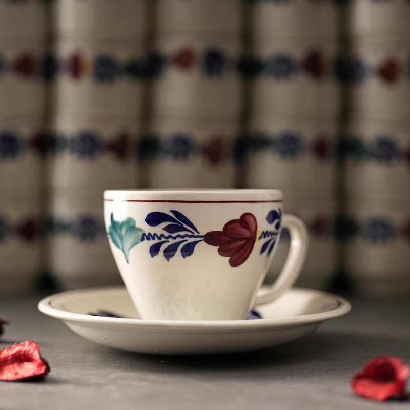 Vintage handpainted Boerenbont 'Audrey' tea/coffee set made by Boch from Belgium - Teapots & Teacups - Porcelain Multicolor
