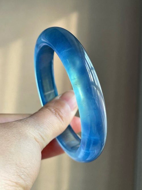 一念之間 收藏級難遇的品質 天然海藍寶手鐲 魔鬼藍 圈口59.5MM 晶體通透