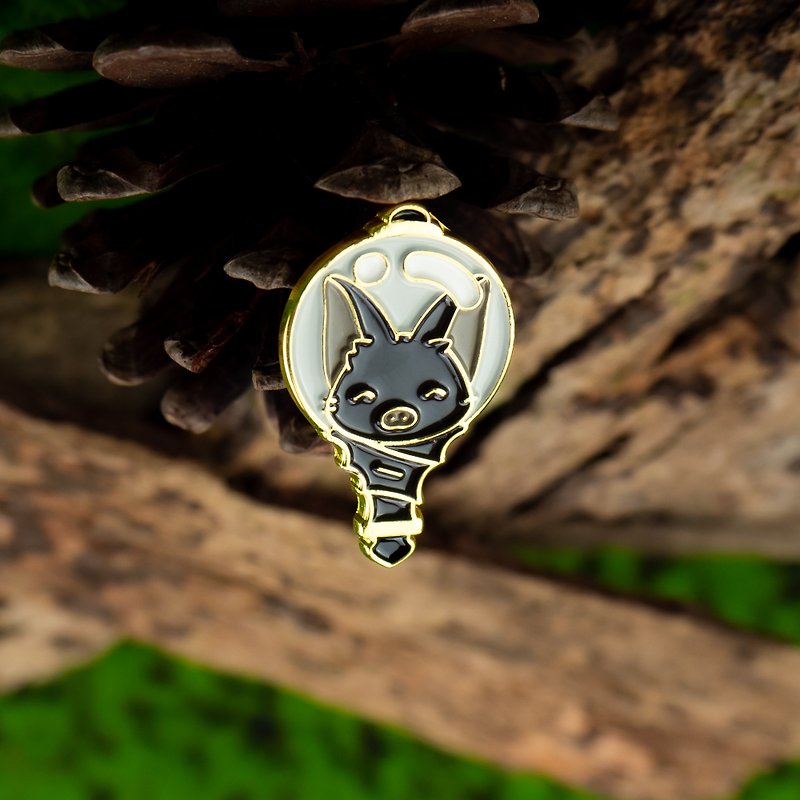 Potion of Bat Enamel Pin – Mysterious witch brew | 奇幻系列徽章 - Brooches - Other Metals Black