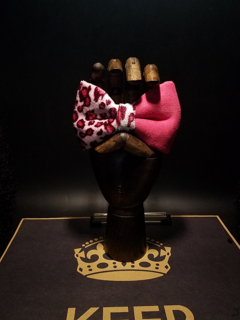 玫紅色拼粉色豹紋領結小艺文蝴蝶結聖誕交換禮物 - 領結/領巾 - 棉．麻 多色