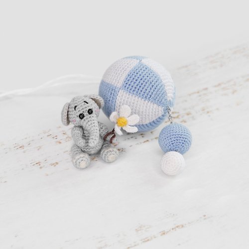 Sankatoys Crochet pattern Micro Elephant Surprise ball, PDF Digital Download, DIY mini