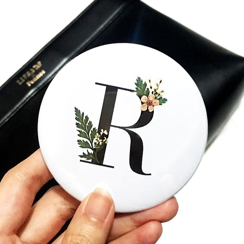 Reverie押花字母鏡子-R - 彩妝刷具/鏡子/梳子 - 植物．花 粉紅色