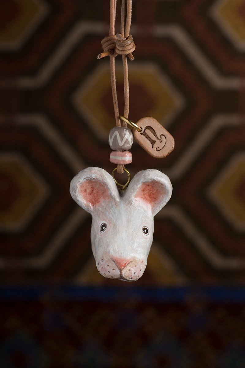 mouse paper mache necklace - สร้อยติดคอ - กระดาษ ขาว