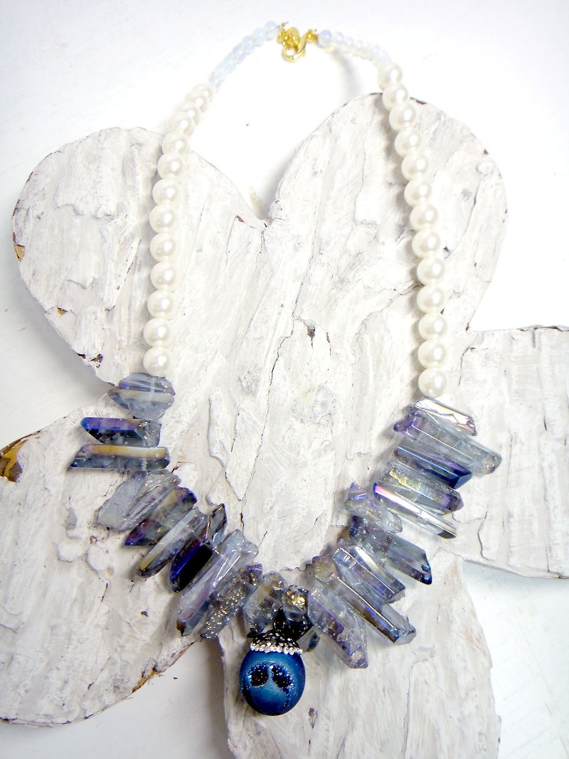 TBL Natural Agate Electroplated Crystal Necklace - สร้อยคอ - กระดาษ สีน้ำเงิน