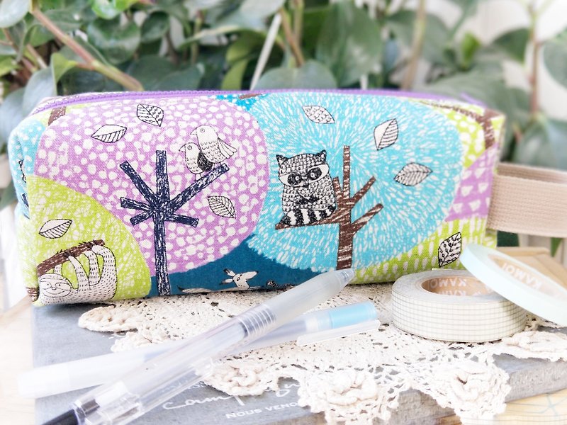 [Good day hand made] animal friend cloth cloth bag cosmetic bag water bottle bag - Pencil Cases - Other Materials Multicolor
