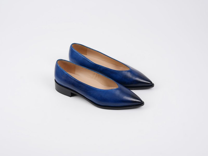 lise V-cut pointed-toe shoes - Deep Royal Blue - รองเท้าบัลเลต์ - หนังแท้ สีน้ำเงิน