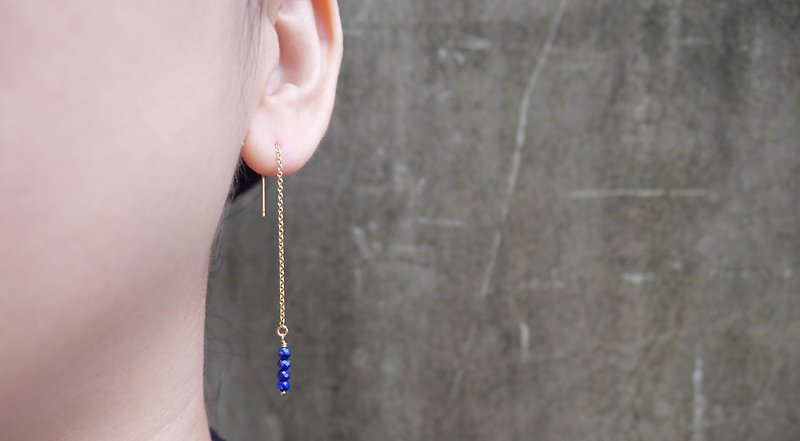 Sweet swing lapis lazuli earrings │ 14kgf ear chain birthday gift petty bourgeois natural stone - Earrings & Clip-ons - Gemstone Blue