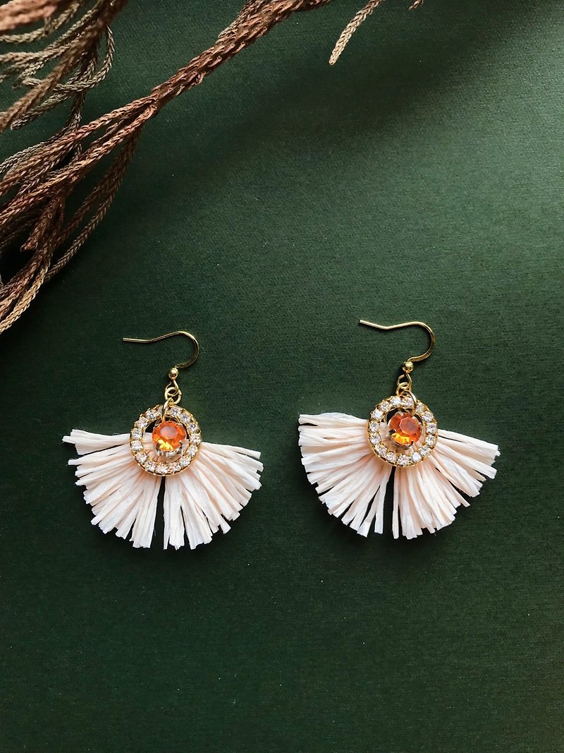 Raffia handmade pink skin tone earrings - Earrings & Clip-ons - Other Metals Orange