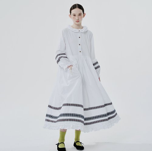 imakokoni 清新民族風白色長袖洋裝 / 氣質 花邊 連身裙 裙子