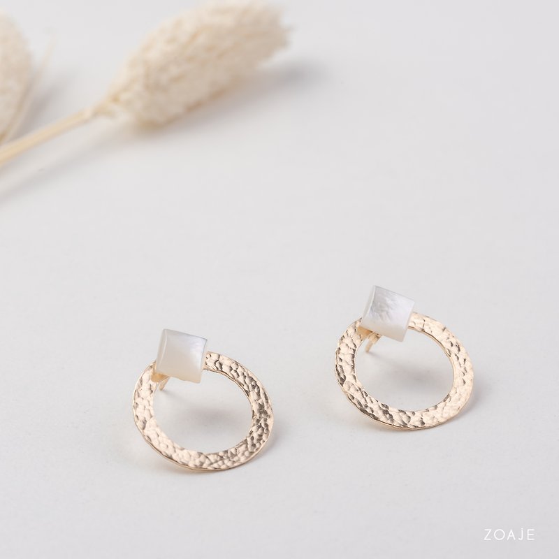 Zoaje MALI 耳環耳飾 14K注金包金 珍珠母 多種戴法 圓環 方形 - 耳環/耳夾 - 貴金屬 白色