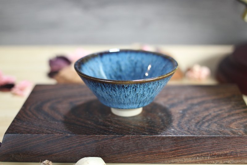 【送禮好物】70ml 天目釉 斗笠茶杯 酒杯 鶯歌名家葉敏祥作 - 茶壺/茶杯/茶具 - 瓷 