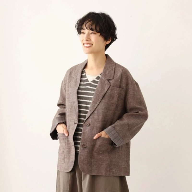 This jacket has a beautiful silhouette that can only be achieved with an original pattern. Wool Linen heather Brown 240920-1 - Women's Casual & Functional Jackets - Cotton & Hemp 