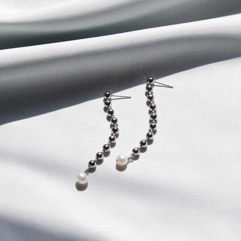 plus stainless ball chain pearl pierce - ต่างหู - สแตนเลส สีเงิน