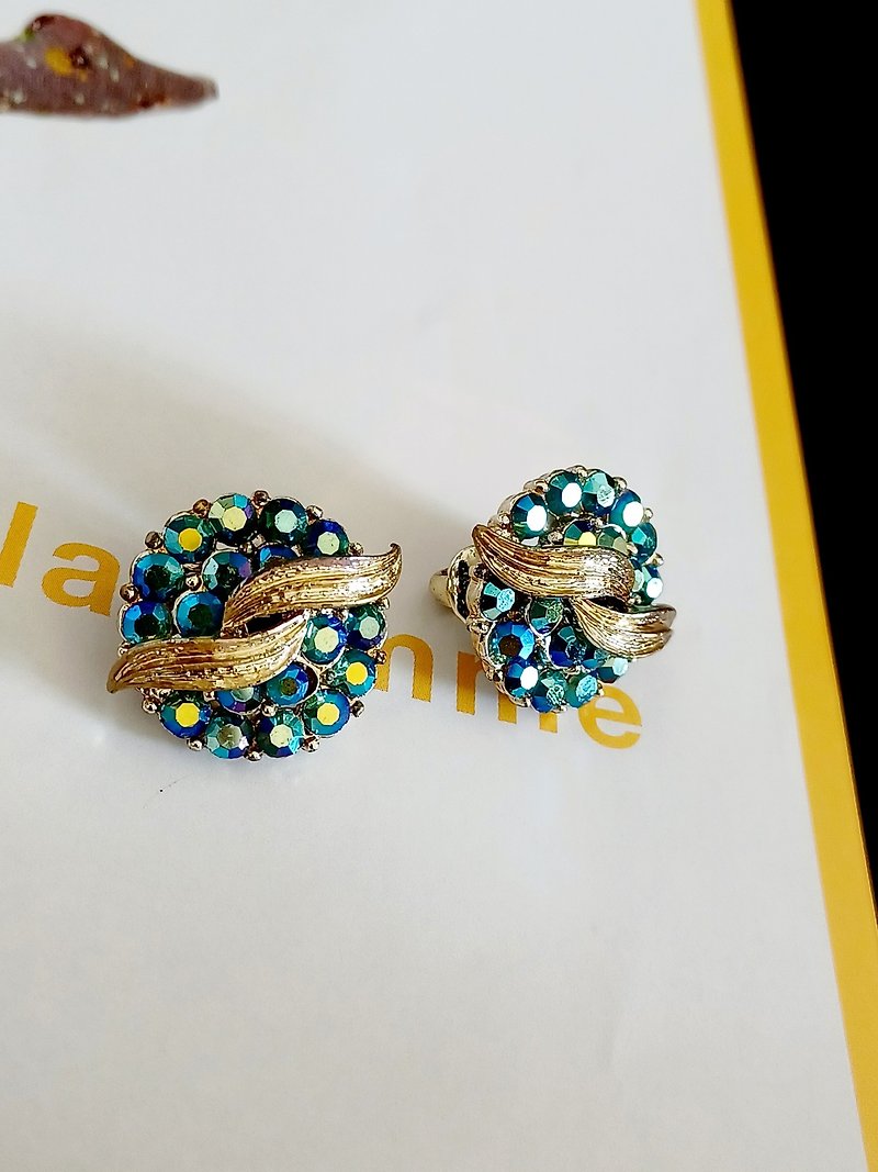 vintage jewelry CORO antique Teal Aurora Rhine clip-on earrings - Earrings & Clip-ons - Other Metals 