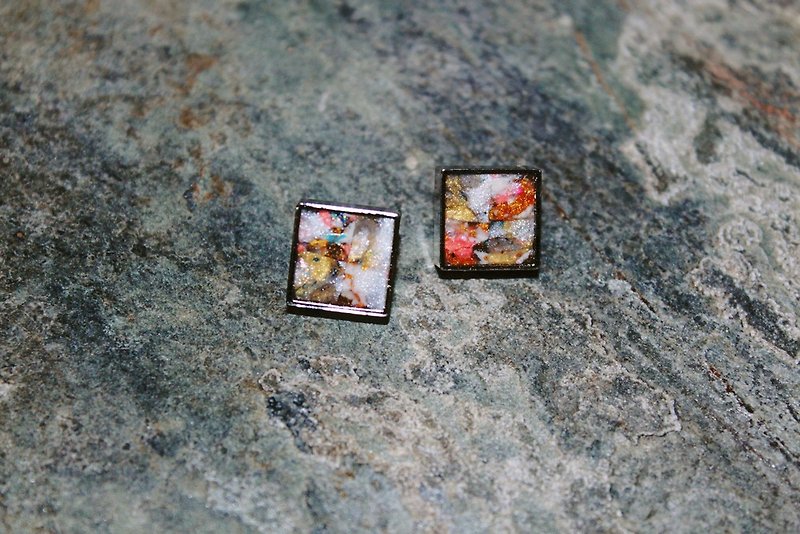 Pirates of Detective Soft Ceramic Needle Earrings - ต่างหู - ดินเผา สีส้ม