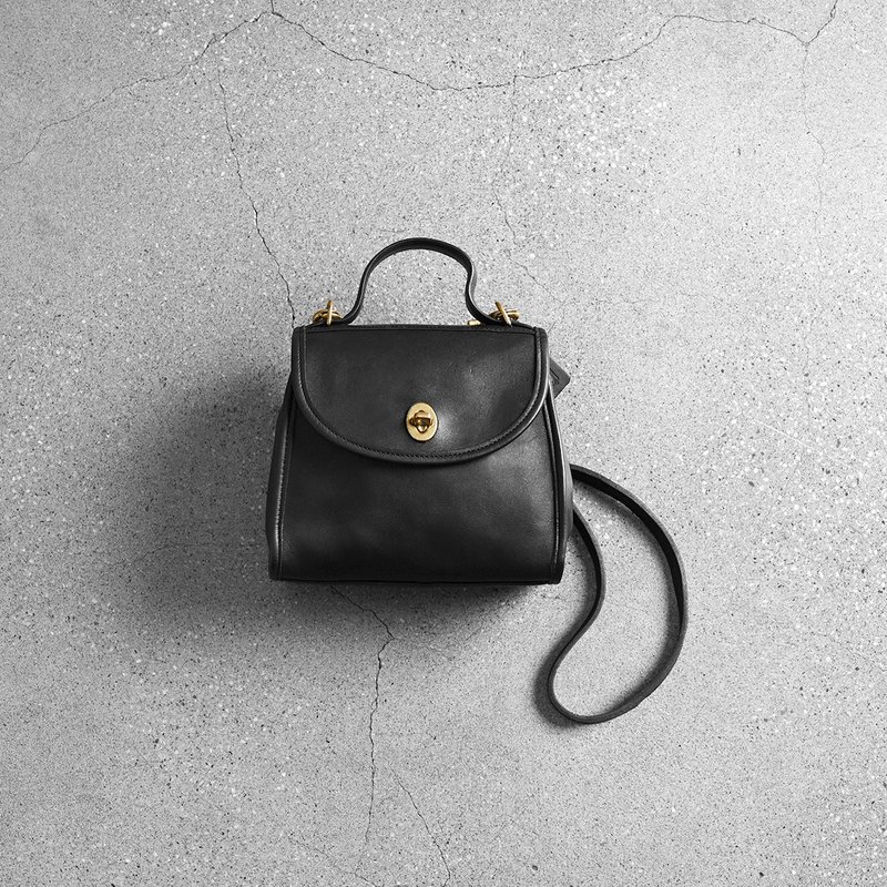 Coach 古董斜肩包 / 皮革包、二手精品古董、古董皮包、古董小包 - 側背包/斜背包 - 真皮 黑色