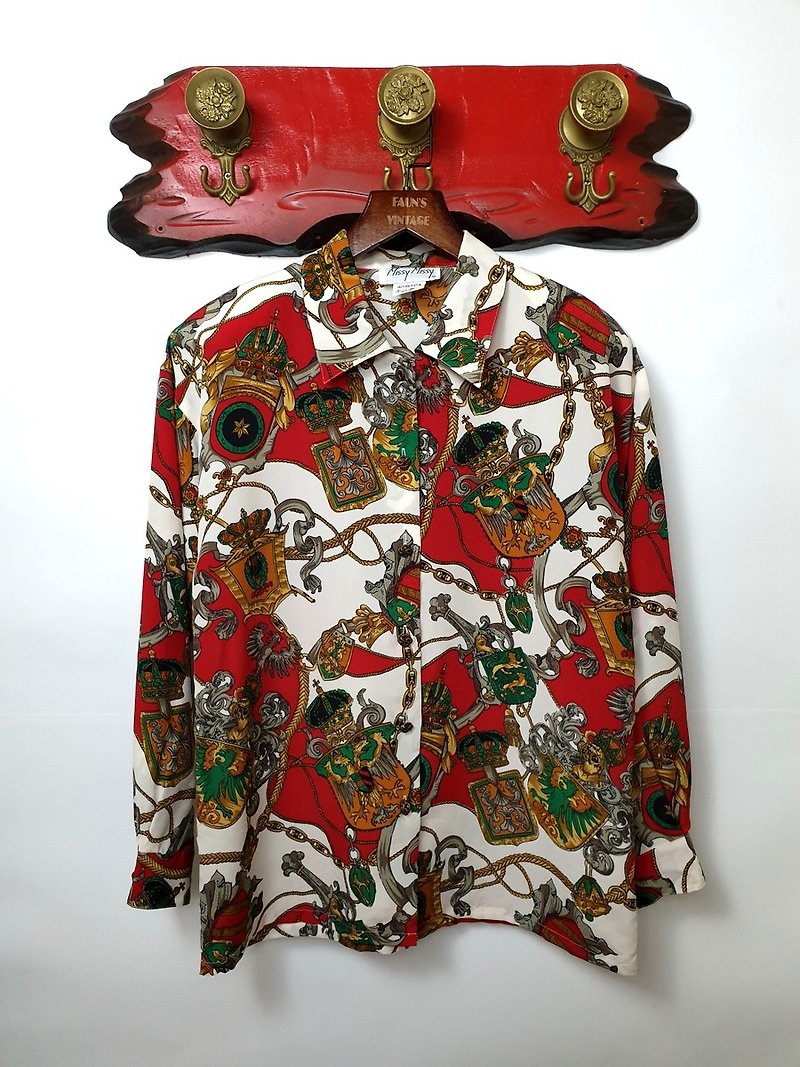 Little Turtle Gege - Baroque Royal Badge Vintage Shirt - Women's Shirts - Polyester 