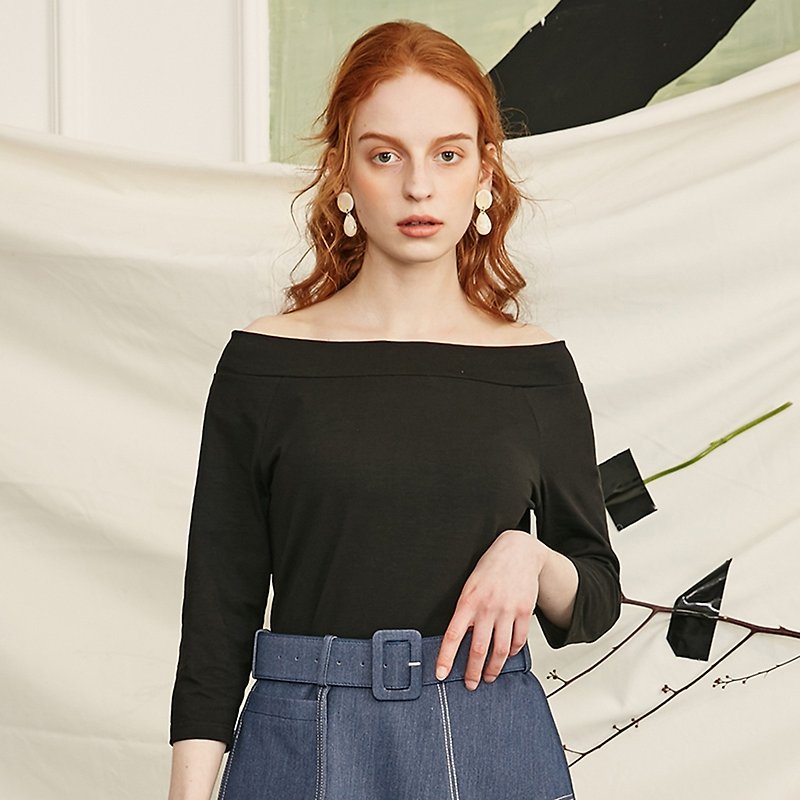 [Multiple folds] Anne Chen 2019 summer dress new women's solid color word collar T-shirt 8068T - Women's T-Shirts - Cotton & Hemp Black