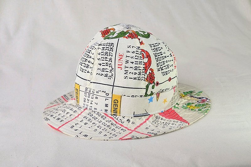Vintage Burlap Calendar Fisherman Hat - หมวก - ผ้าฝ้าย/ผ้าลินิน หลากหลายสี