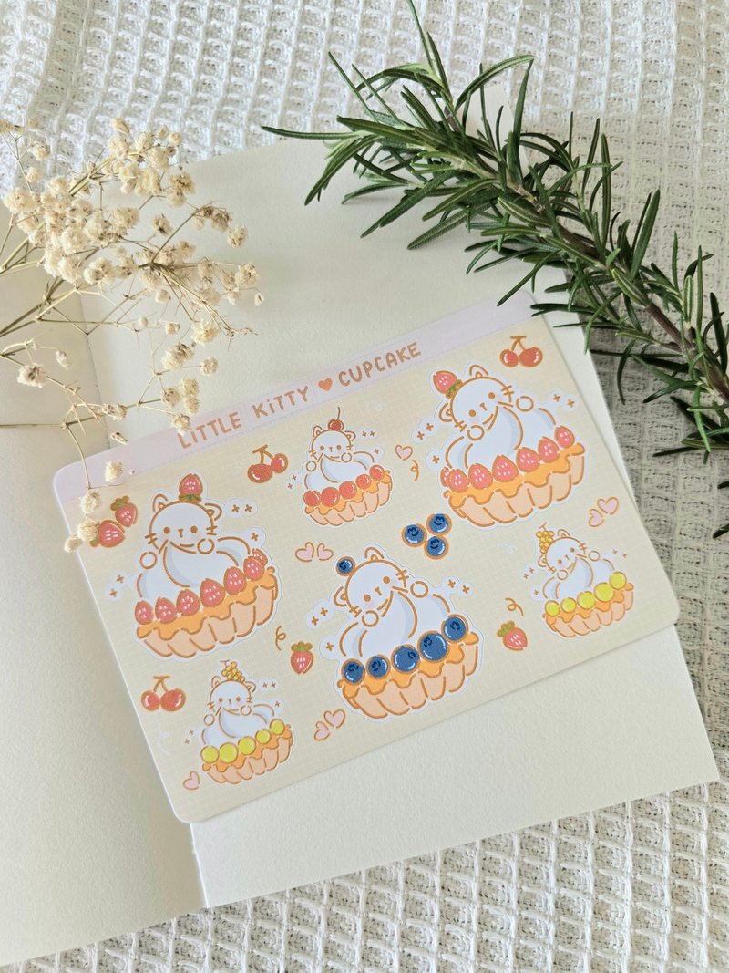 Sticker sheet with white cat pattern and fruit cupcakes - 貼紙 - 紙 多色