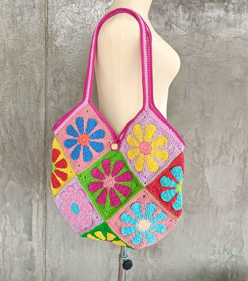 Granny Square flowers woven bag - 手提包/手提袋 - 棉．麻 