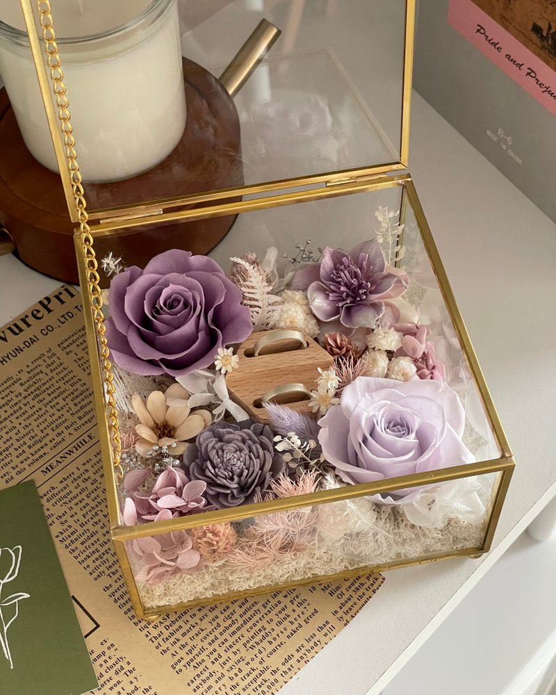 【客製化】永生戒指座寶盒 求婚花禮 求婚佈置 七夕花禮 生日花禮 - 乾燥花/永生花 - 植物．花 