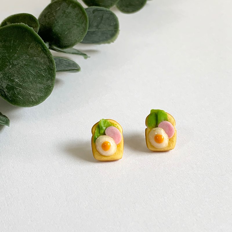 Miniature food jewelry sandwich earring - 耳環/耳夾 - 黏土 多色