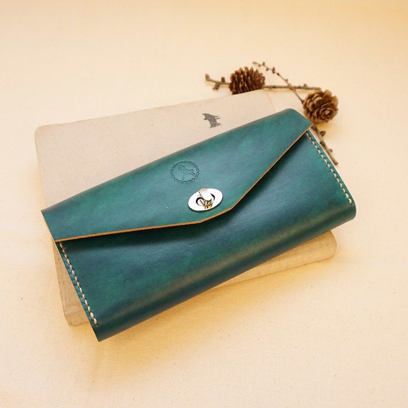 エメラルド - 手染めの革の封筒のターンは長いクリップバックル - 財布 - 革 グリーン