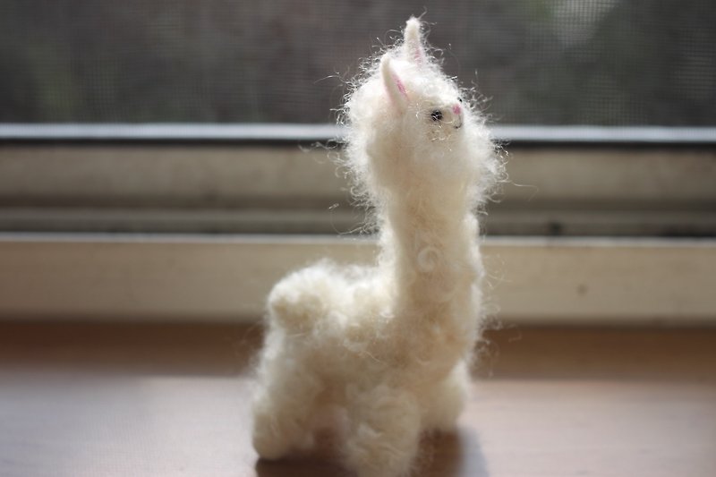 Pure white curly alpaca 16cm high - Stuffed Dolls & Figurines - Wool White