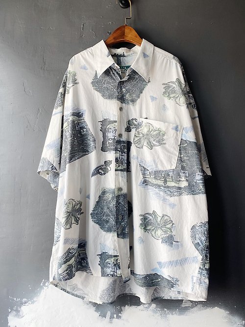 河水山 白色青春滿版圖騰 古著棉質夏威夷襯衫上衣vintage Aloha Shirt