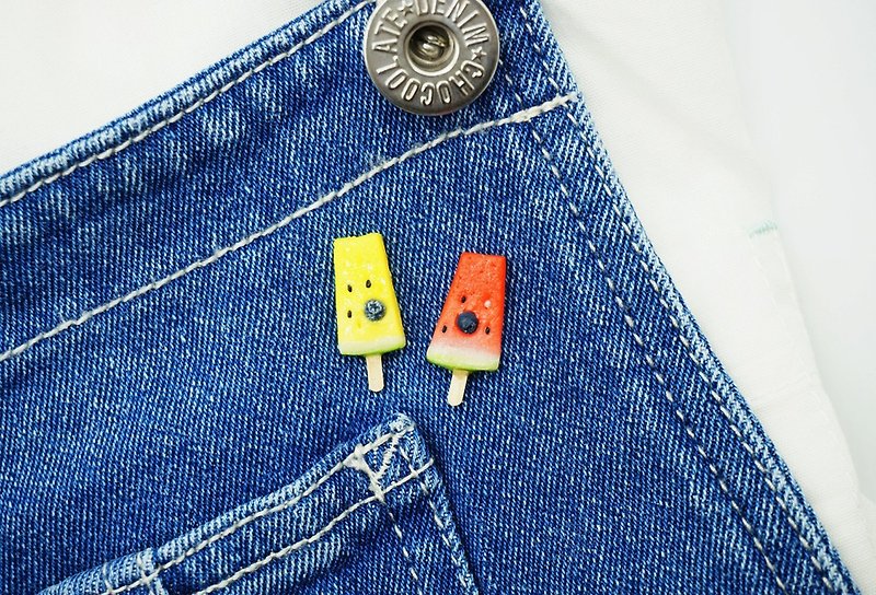 MoonMade Original Handmade Pocket Watermelon Blueberry Popsicle Needle Mini Red Yellow Watermelon Snow Puck Puckoo Brooch Super Cute Birthday Gift Miniature Watermelon Ice Cream Collar Pin Birthday Gift - Brooches - Clay Multicolor