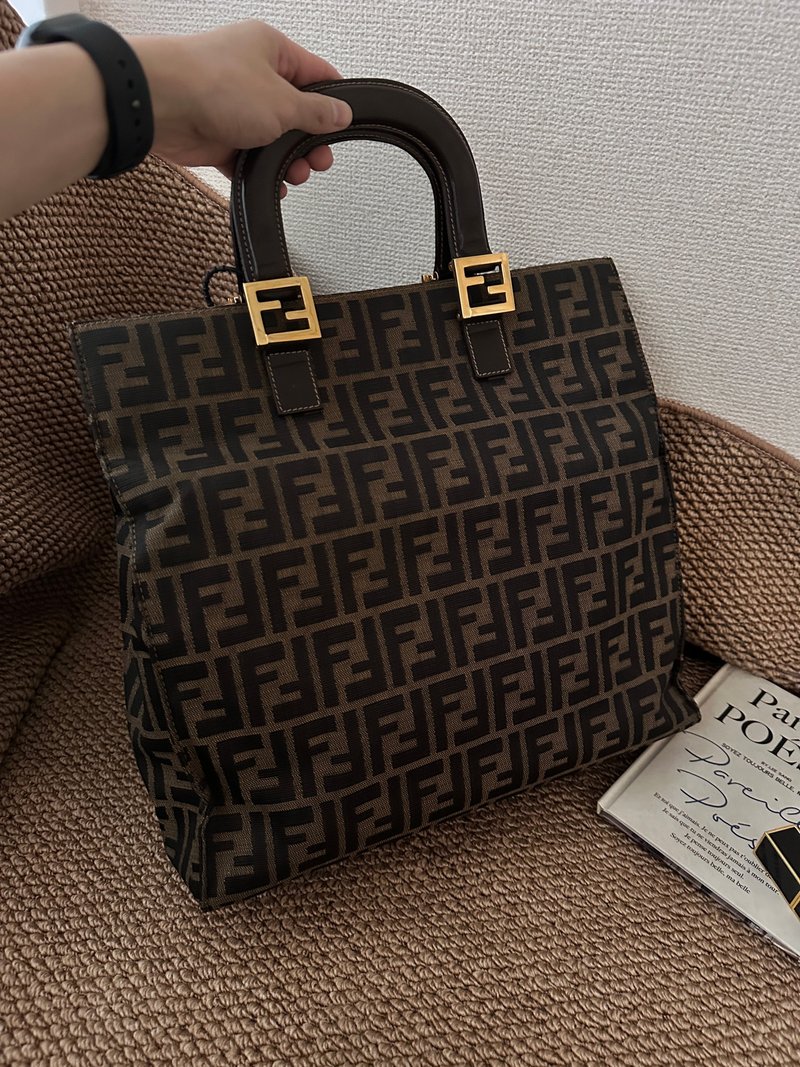 中古包 Fendi 芬迪 老花托特包 - 手提包/手提袋 - 棉．麻 卡其色
